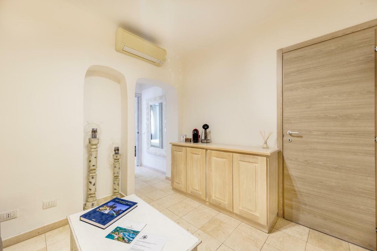 Locanda Tartarughino - Luxury Suites In Porto Rotondo Exterior photo