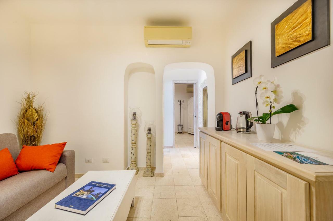 Locanda Tartarughino - Luxury Suites In Porto Rotondo Exterior photo